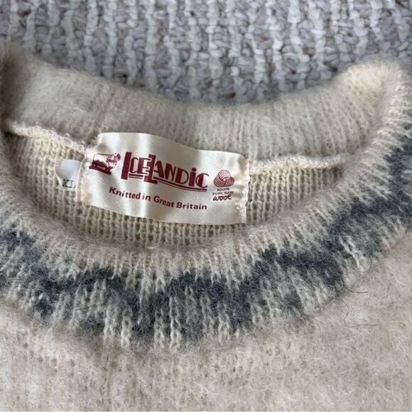 Vintage Icelandic 100% New Wool Sweater - Picture 2 of 8